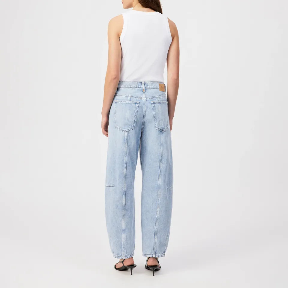 Drykorn Jeans Swore in Light Blue met O-shape pijpen