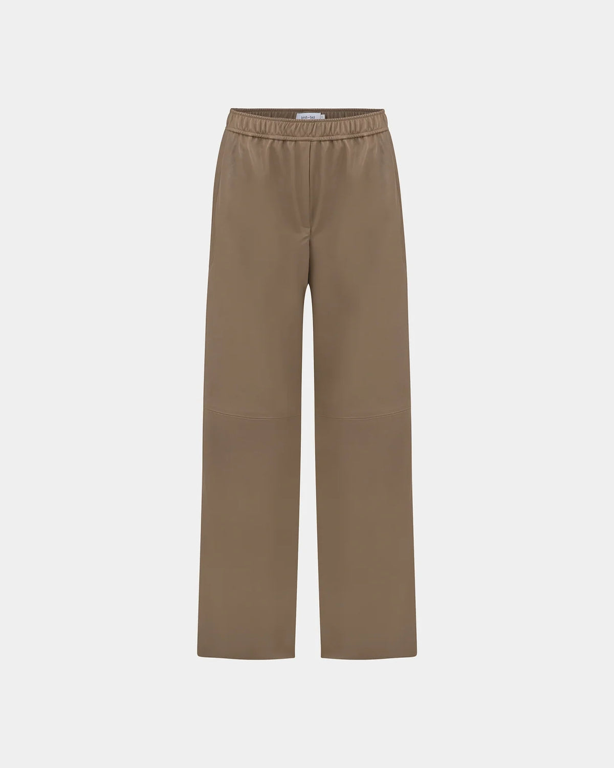 Knit-ted Pantalon Ada in Hazel van soepel imitatieleer packshot