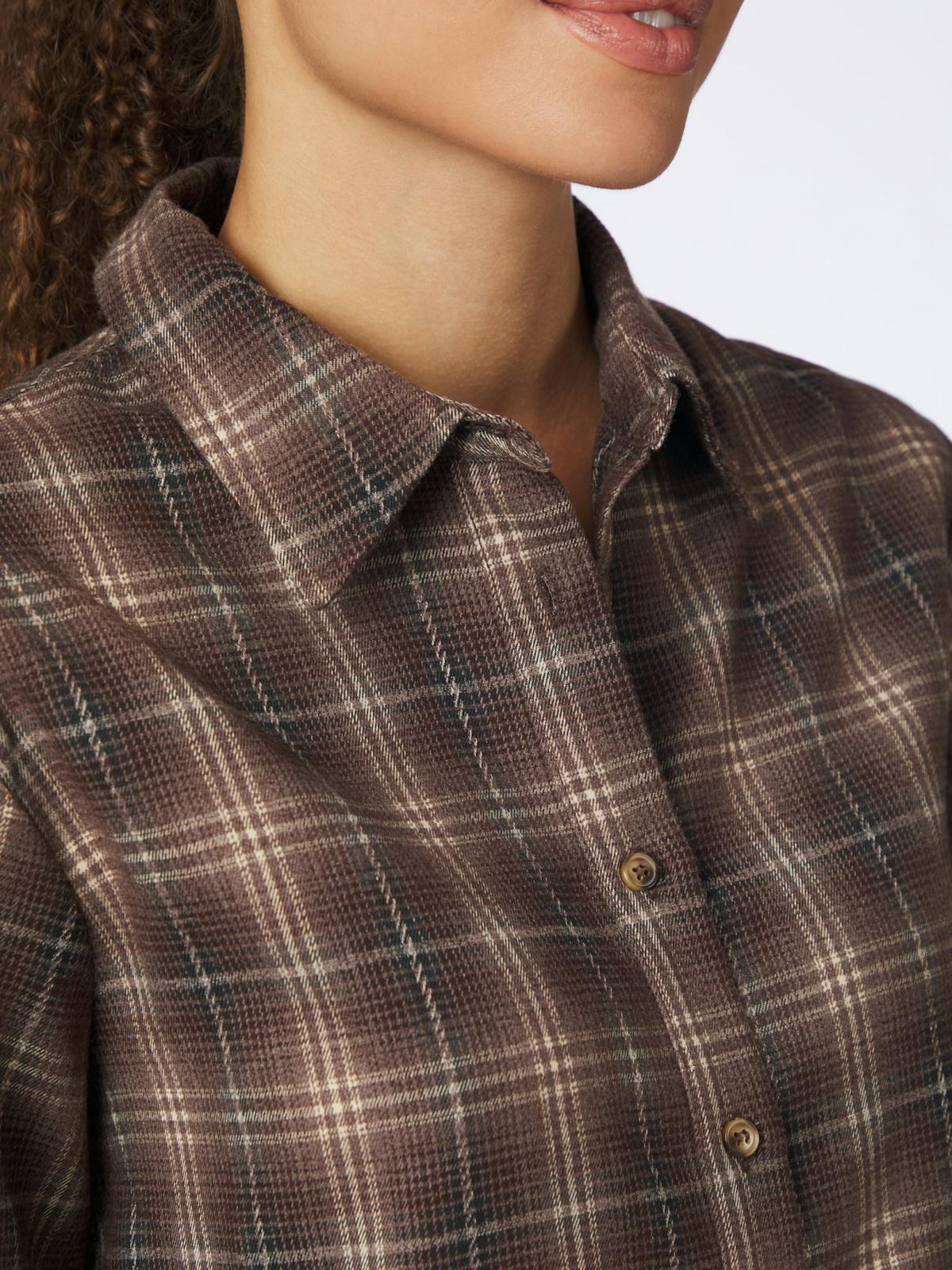 Neo Noir Blouse Jaylin Flannel Check in Dark Taupe detail