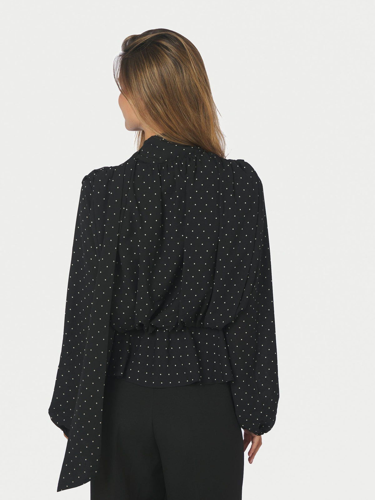 Neo Noir Ettalie Dot Blouse in Black Achterkant