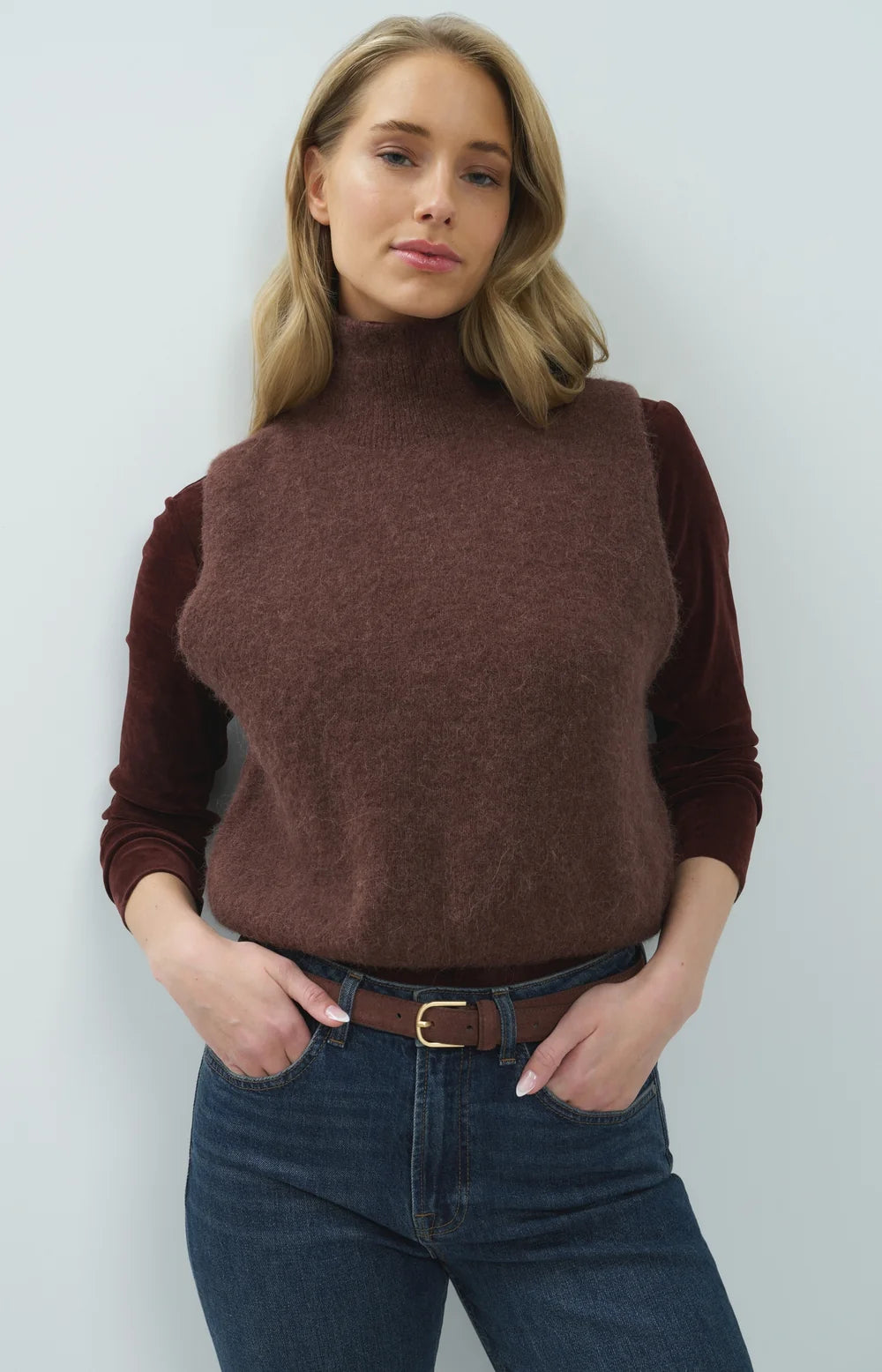 YAYA Spencer High Neck in Bitter Chocolate Red