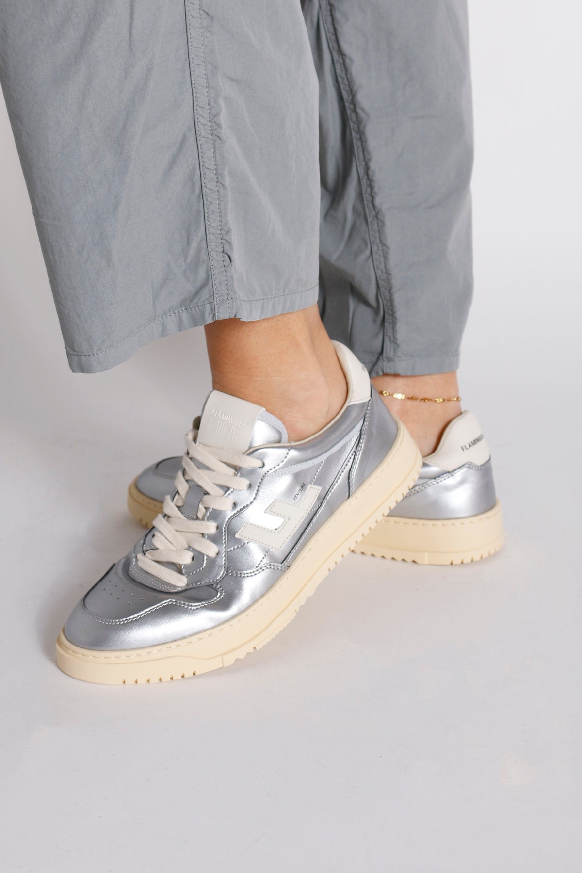 Flamingos sneakers  Ventura Clean Silver