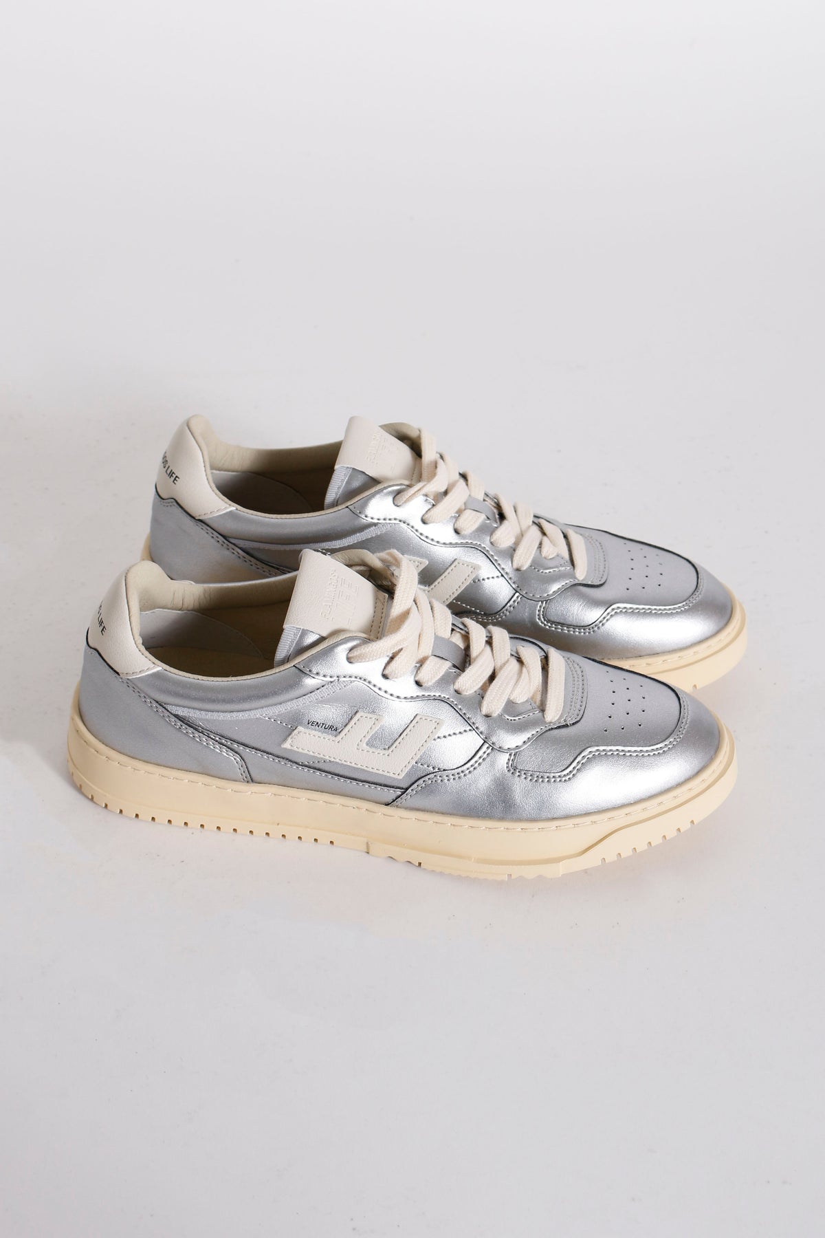 Flamingos sneakers  Ventura Clean Silver