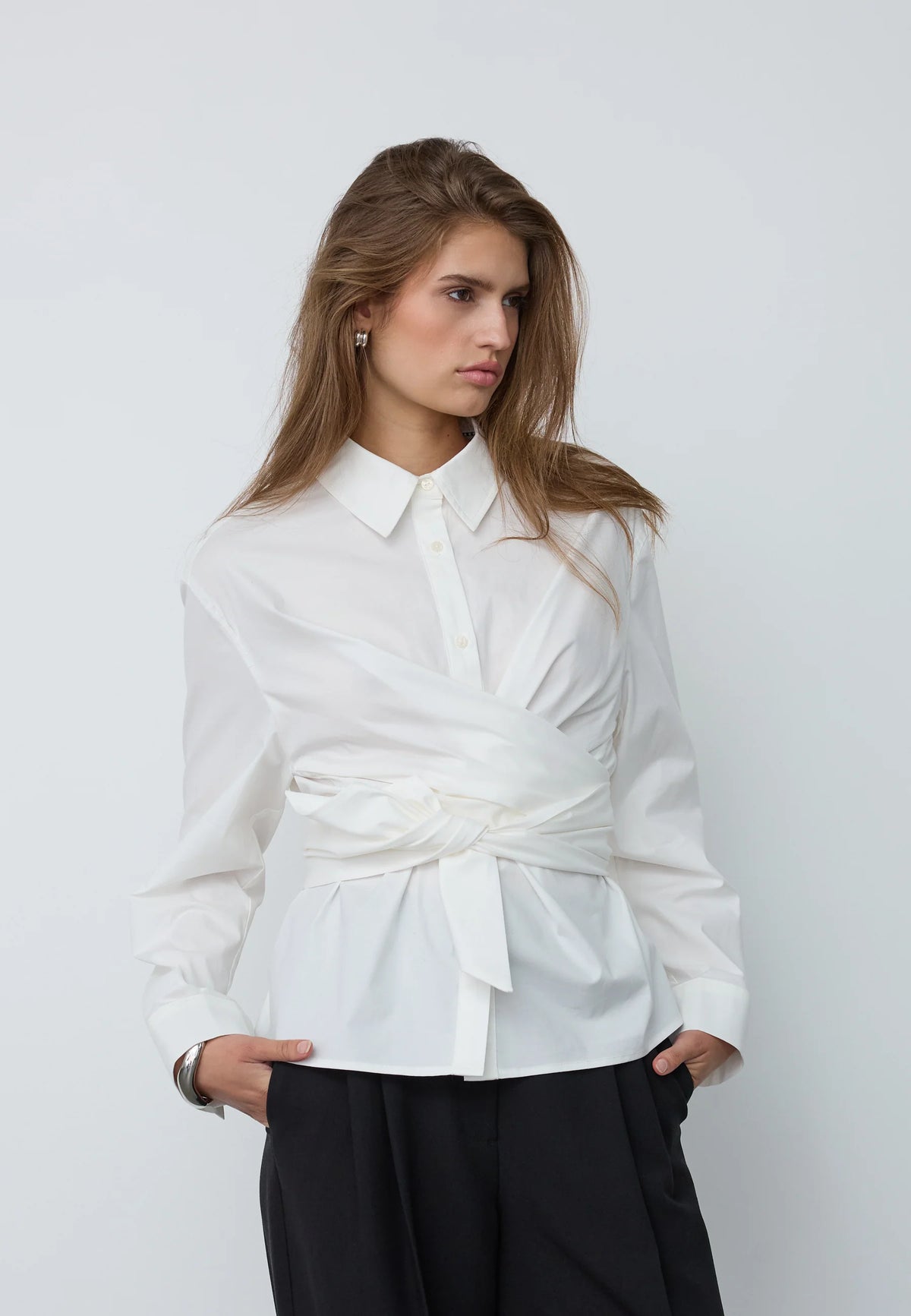 Witte Co'Couture blouse met strikdetail in de taille