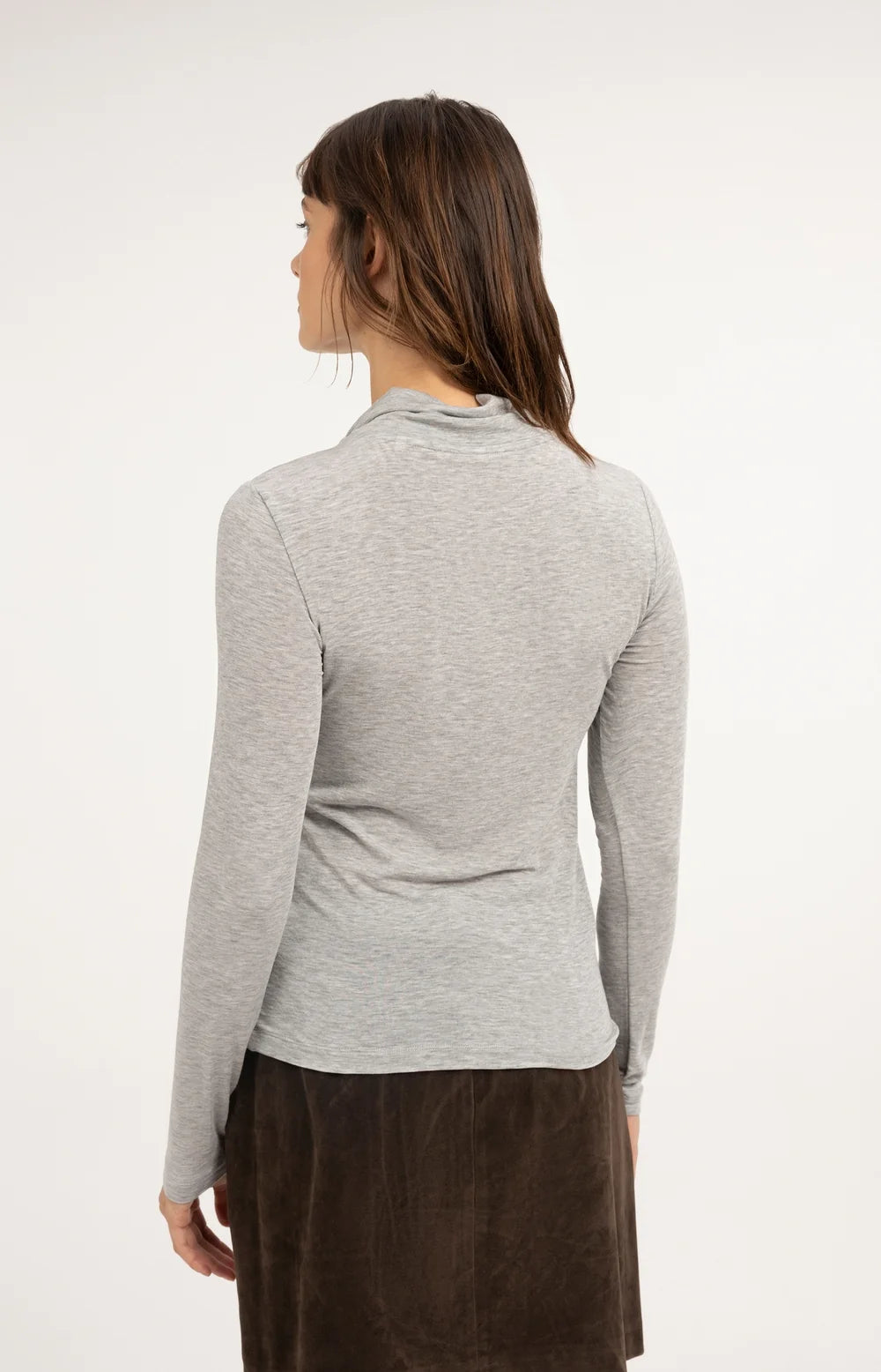 YAYA Top Strikkraag in Illusions Gray Melange achterkant